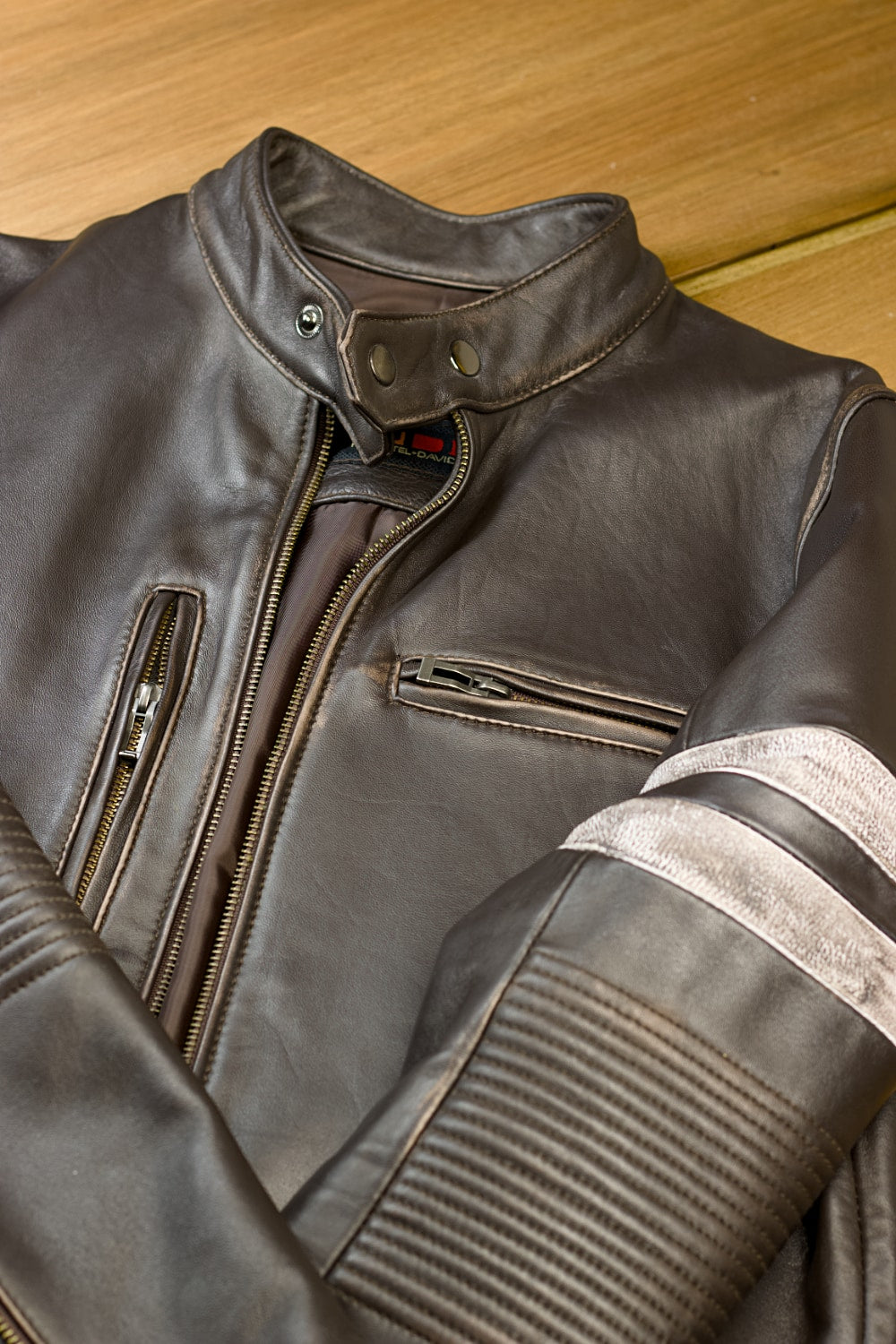 MUSTANG '18 Leather Jacket Distressed Brown - Cafe Racer Stripes