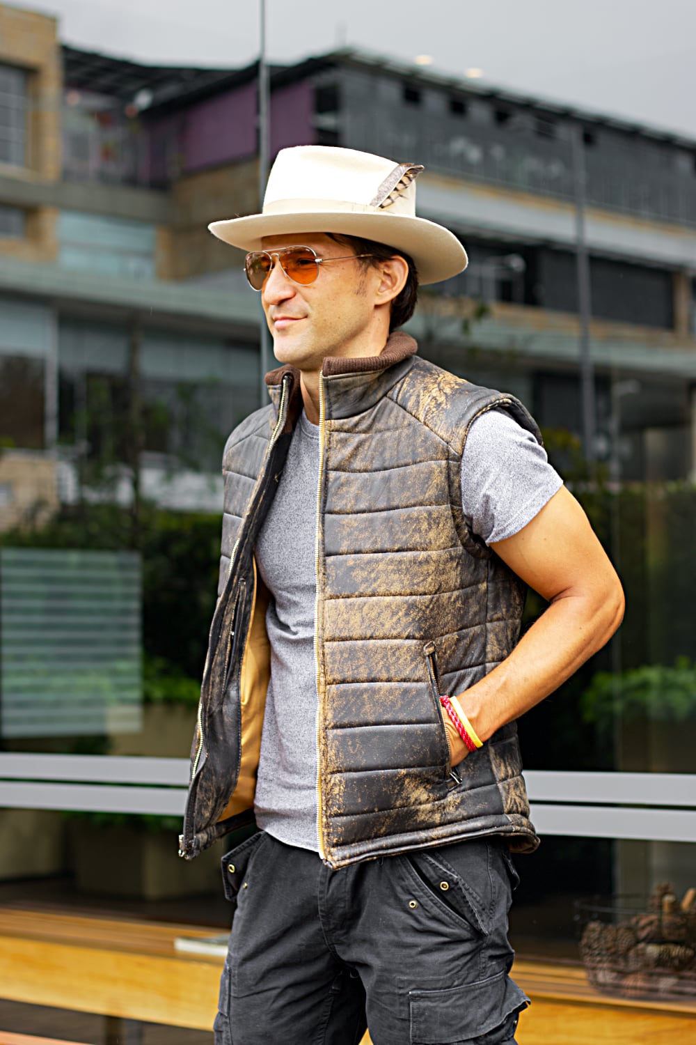 AUSTRAL Leather Vest - Quilted Vintage Brown