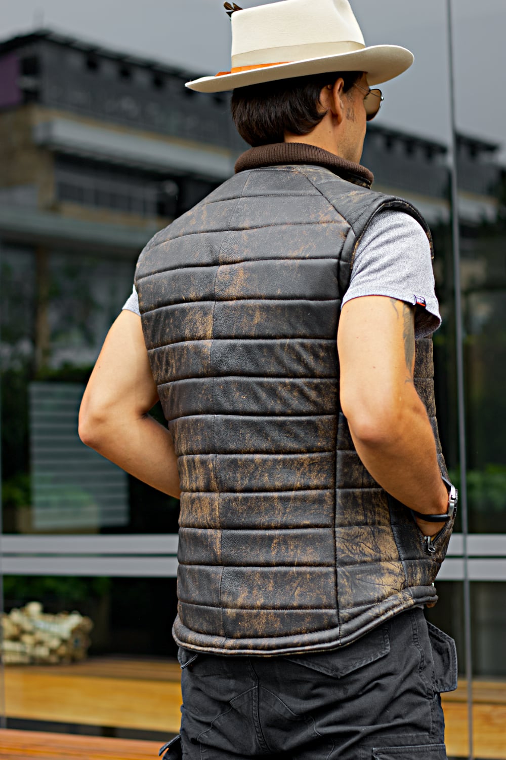 AUSTRAL Leather Vest - Quilted Vintage Brown