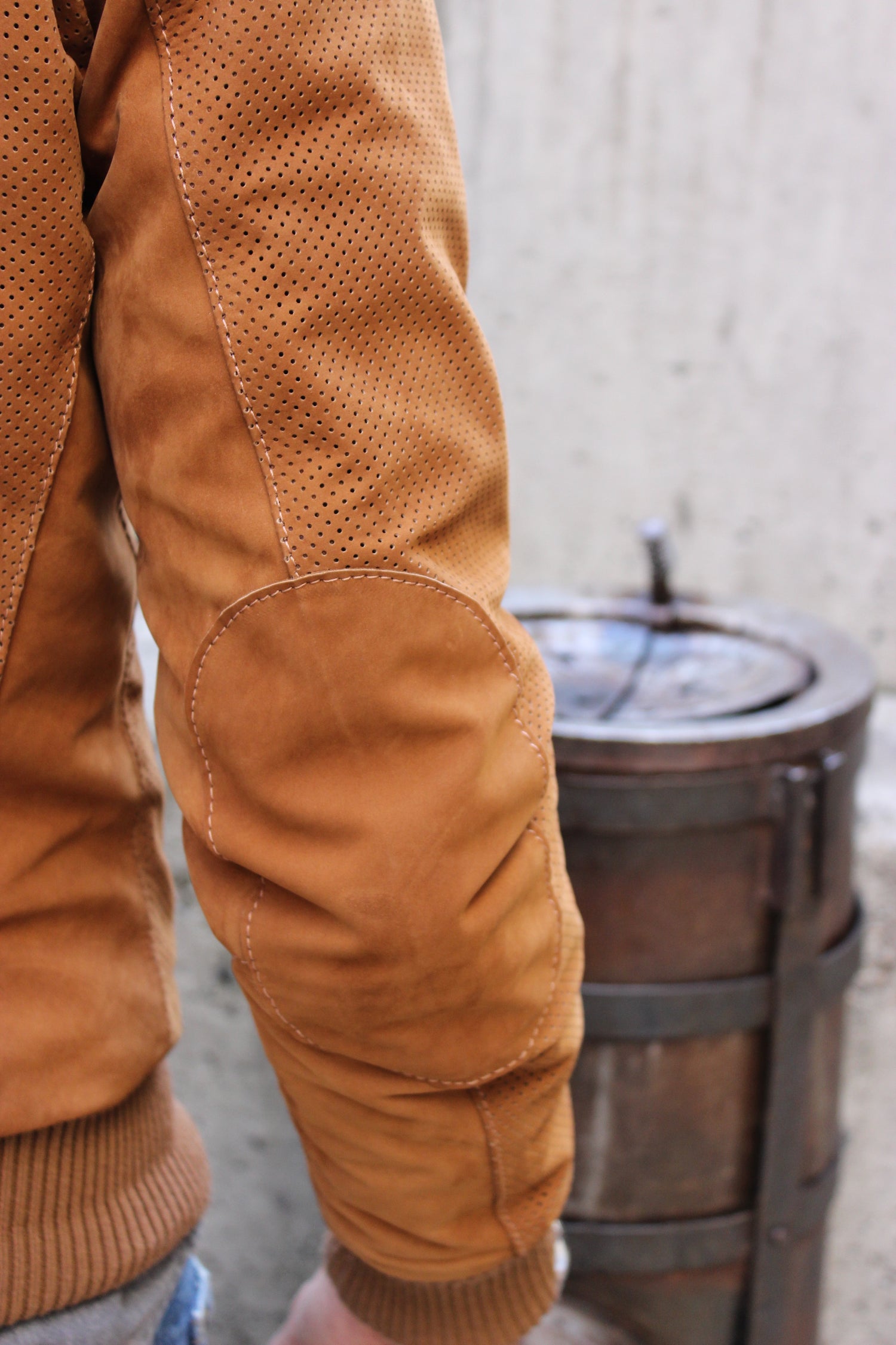 ITALO Bomber Jacket in Perforated Suede - Camel - - PDCollection Leatherwear - Online Shop
