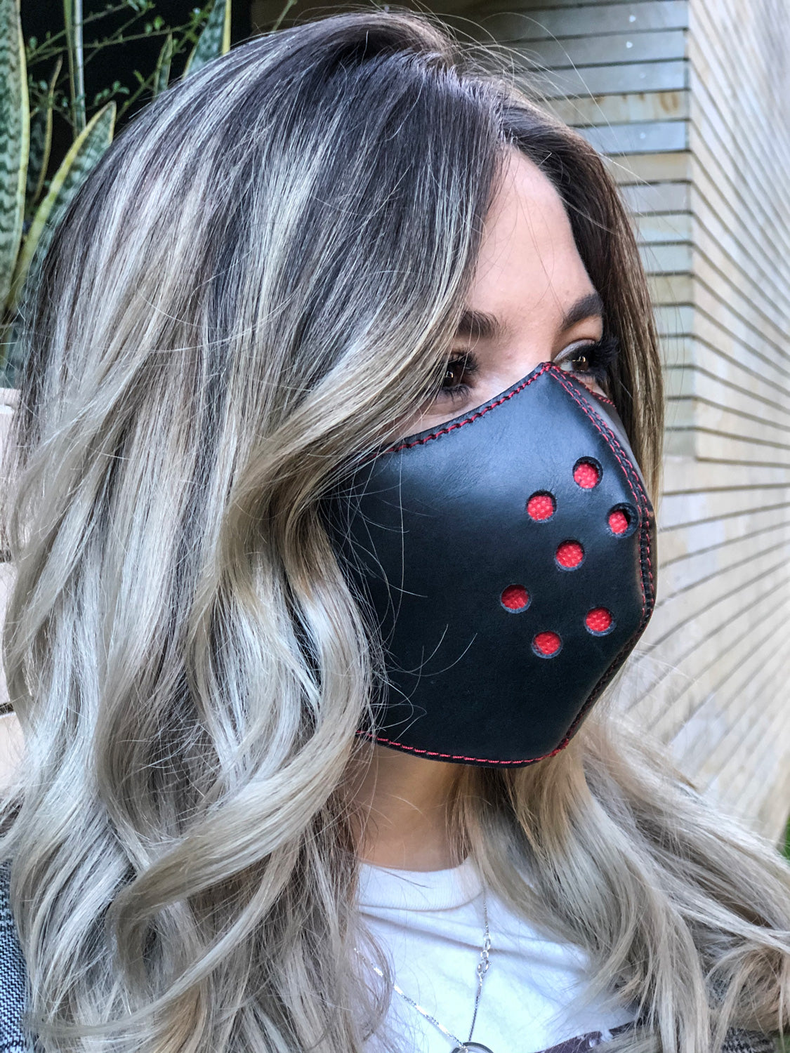 Leather Mask luxury Black & Red - Men & Women