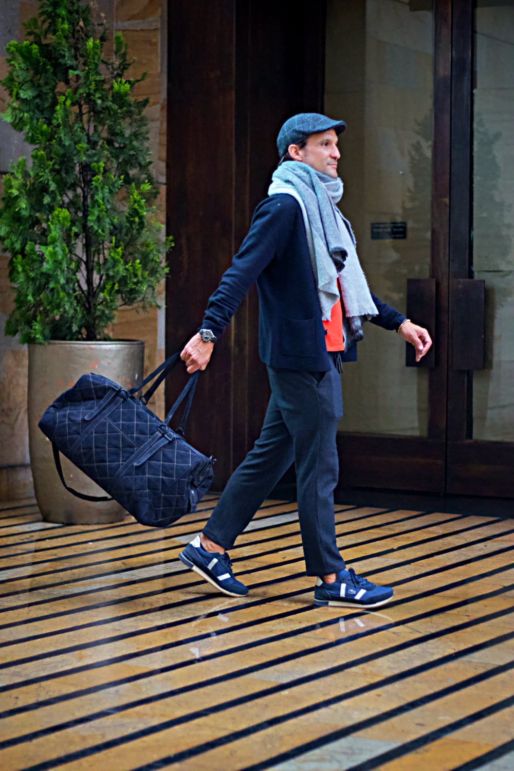 WEEKEND LUX Quilted Leather Bag in Midnight Blue Suede